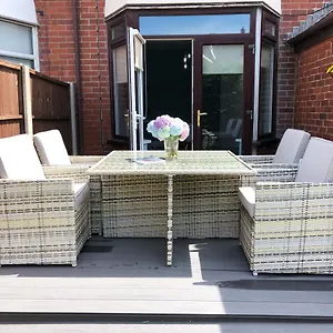Spacious Family Minutes From The Holiday home Blackpool