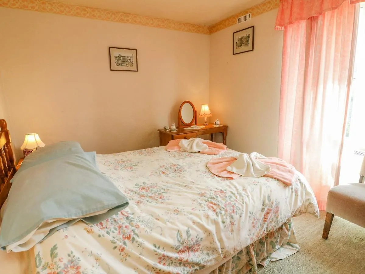 Low Skibeden Cottage Skipton 0*,  United Kingdom